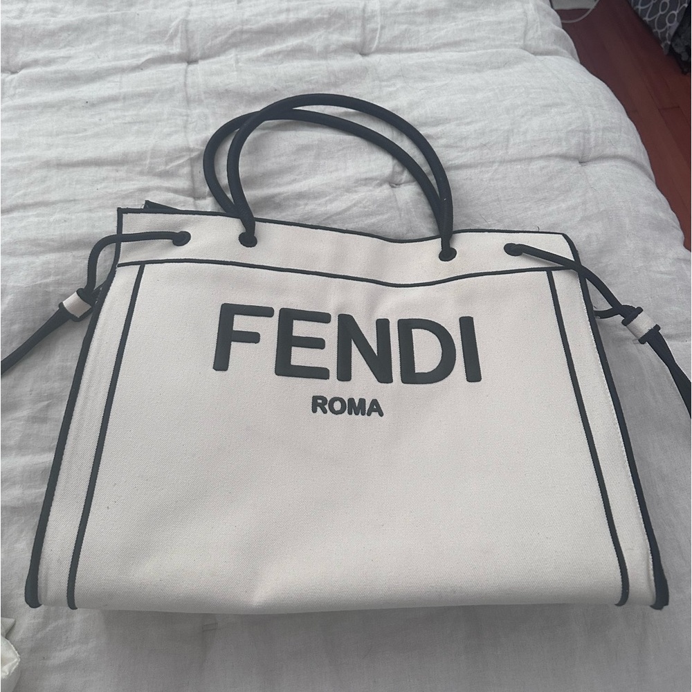 Fendi Large Roma Tote